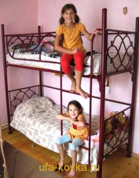 Двухярусная детская кровать. Фотографии кованых детских кроватей